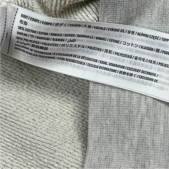 Abercrombie & Fitch Large Gray Logo Crew Neck Pullover Sweatshirt - Picture 6 of 10